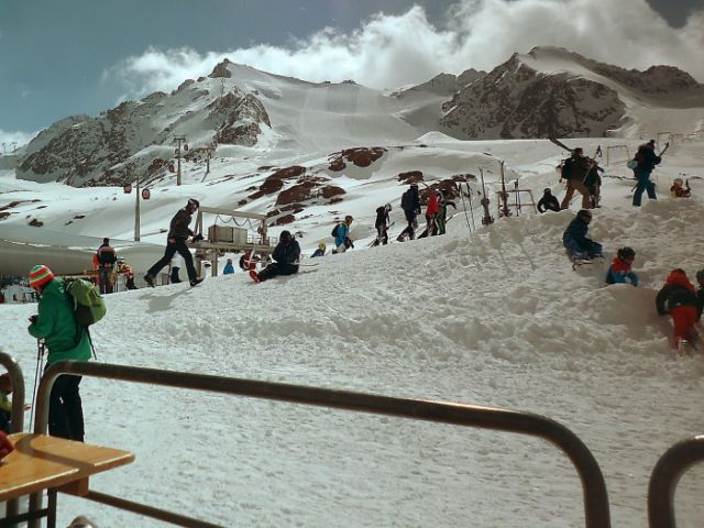舞子スノーリゾート：スキーヤー・スノーボーダーの楽園